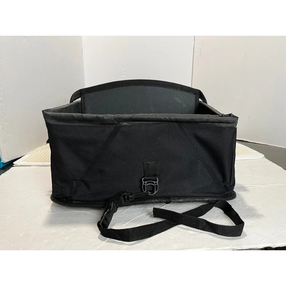 Land Rover Black Collapsible Rear Cargo Trunk Organizer Good has stains